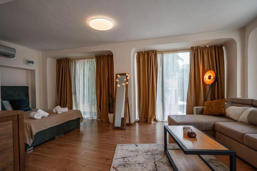 Cozy Studio With French Windows, Mrenicov Płowdiw Zewnętrze zdjęcie